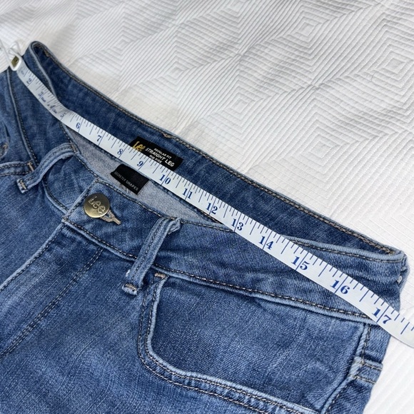 Lee Regular Fit Straight Leg Mid Rise Secretly Shapes Denim Jeans Size 14 - Picture 5 of 11